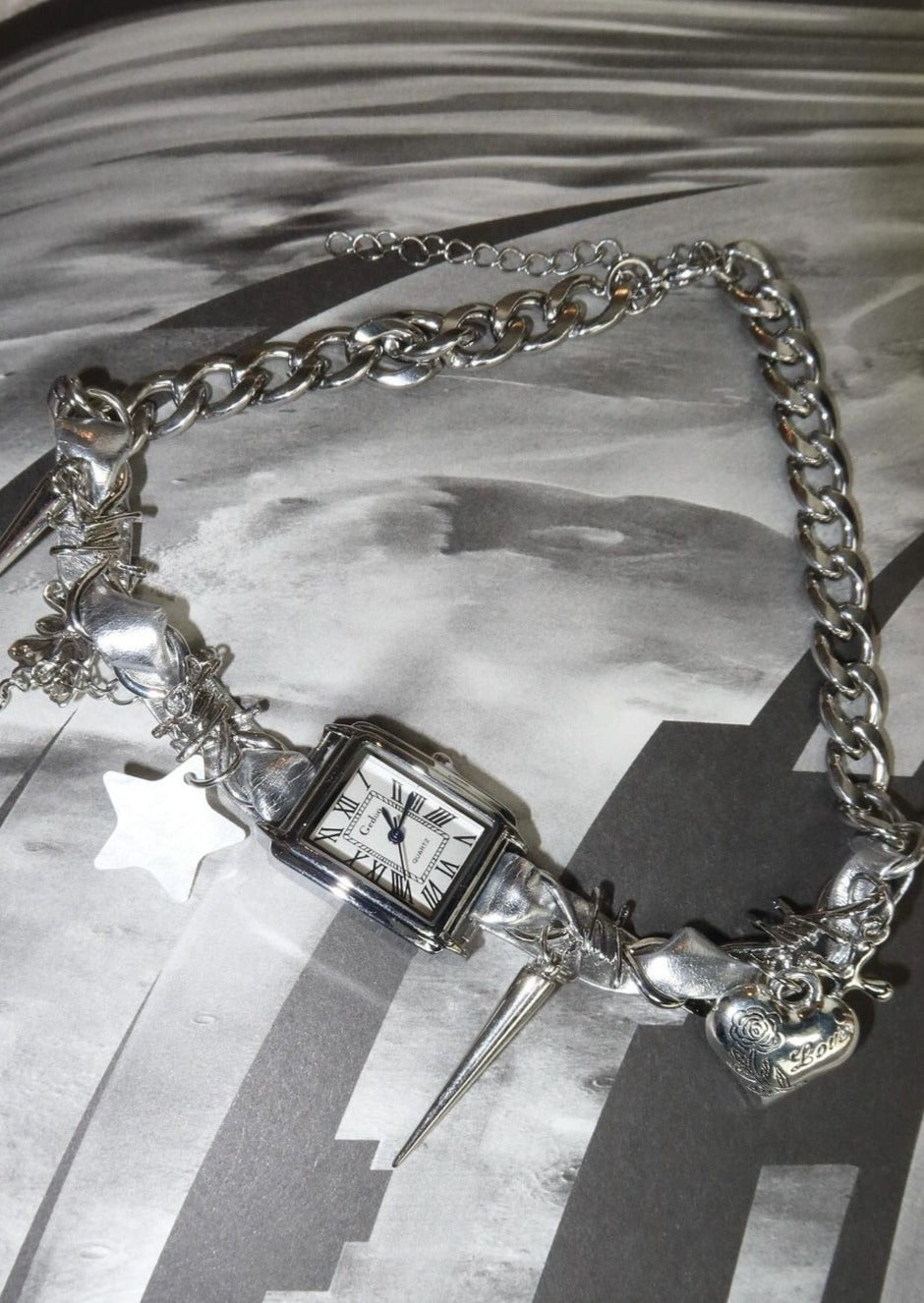 Midnight O'Clock Necklace