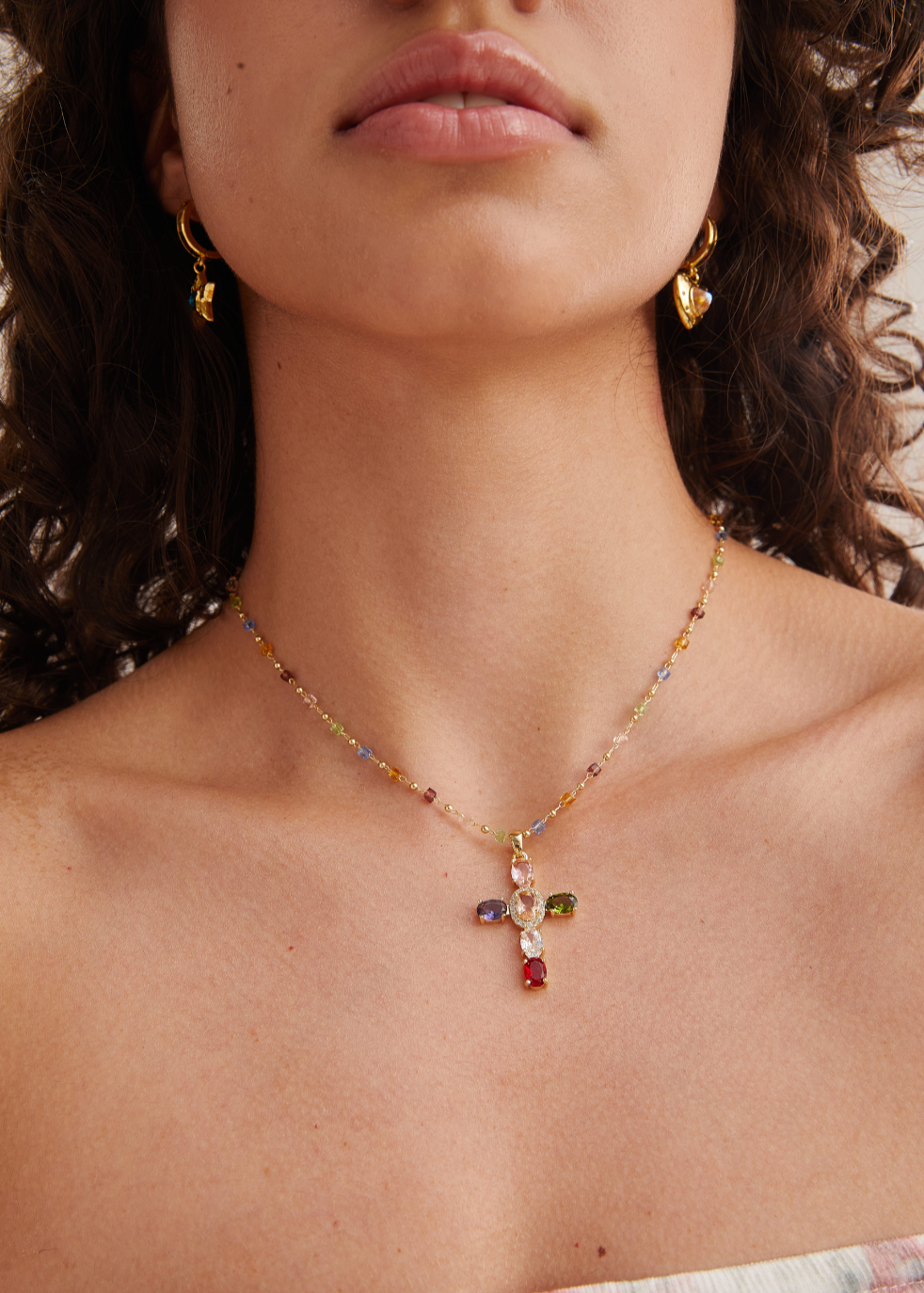 GeraldineColorfulCrystalCrossGoldenNecklace3.png