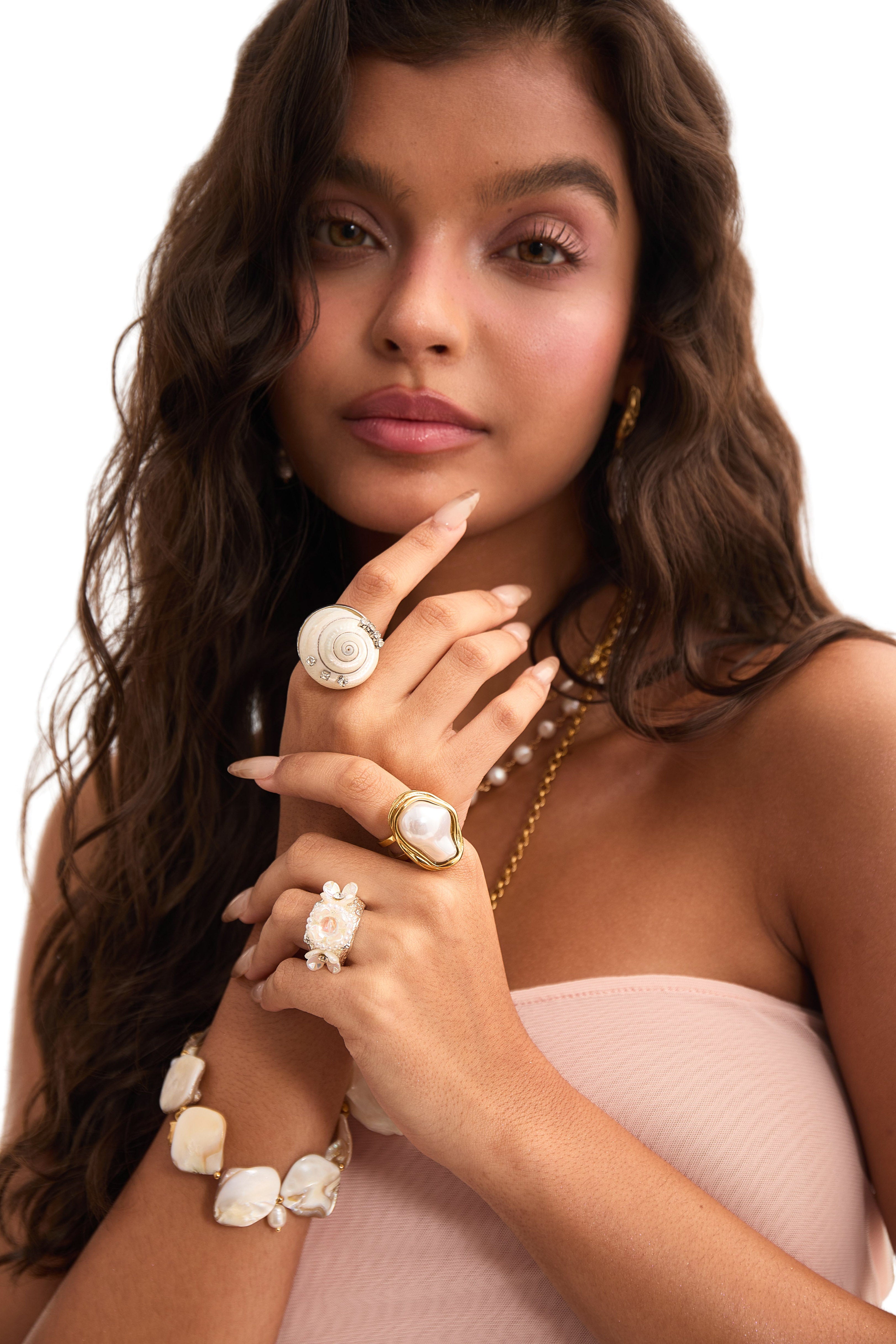 Paolo Shell Silver Ring III