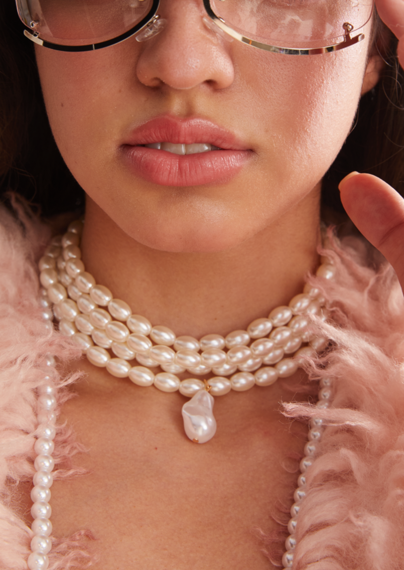 Alexa Elegant Pearl Choker Necklace