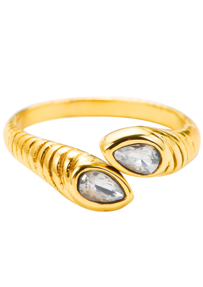 Lissie Diamond Glittering Stone Golden Ring