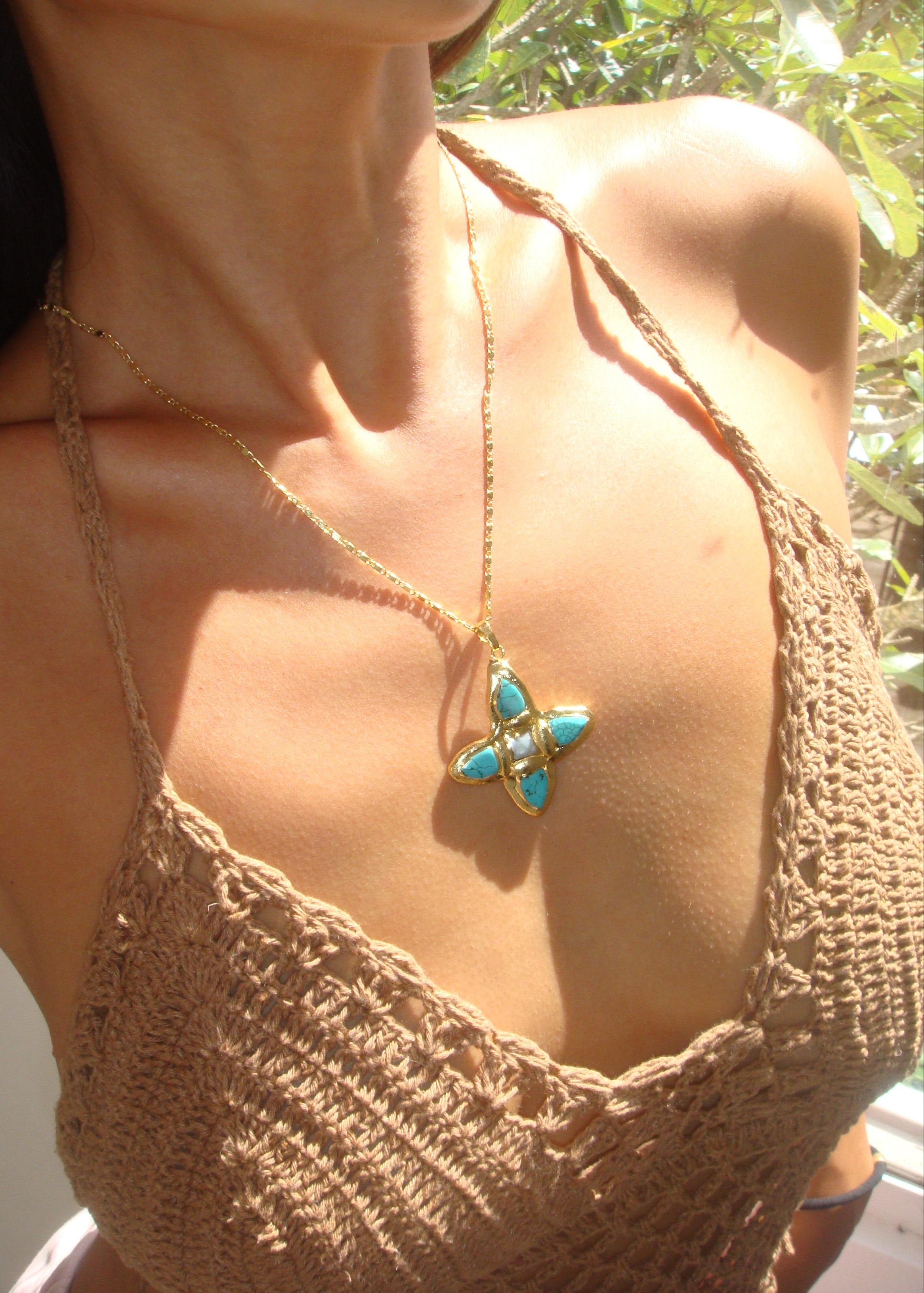 Lou Turquoise Shell Cross Summer Golden Necklace