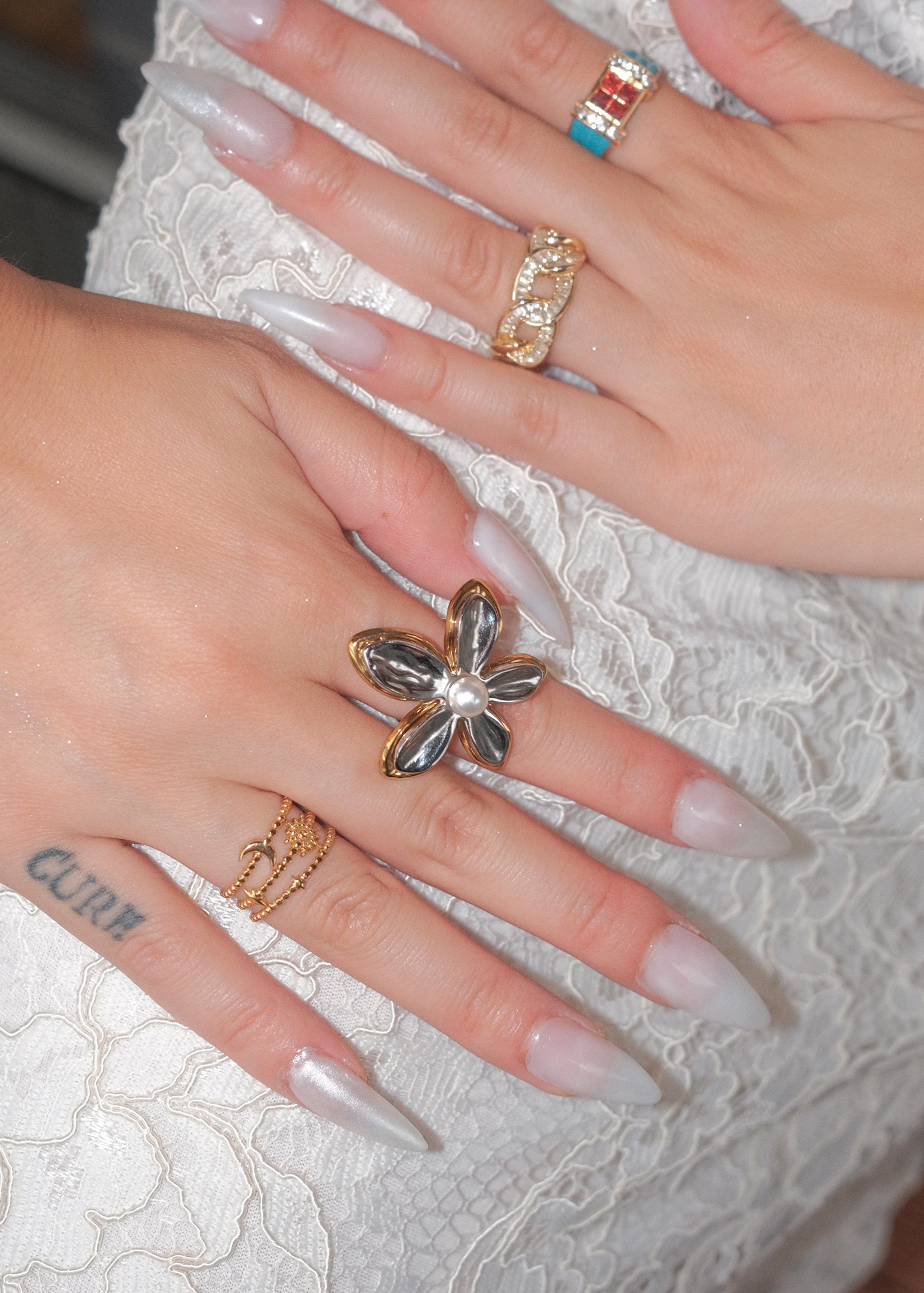 Anillo Alivia Diamante Dorado