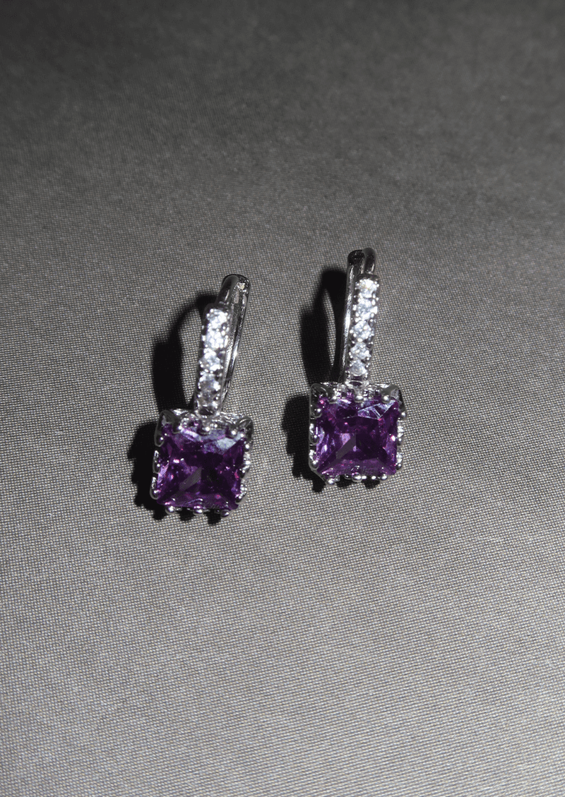 Boucles d'oreilles Cube Suger en diamant violet