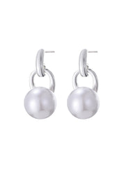 Simply Elegant Pearl Earrings II