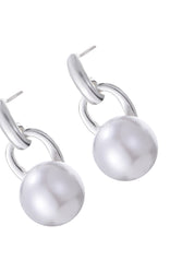 Simply Elegant Pearl Earrings II