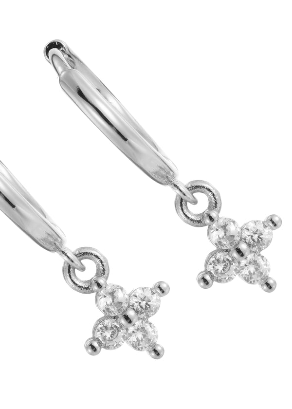 Penelope Glittering Clover Earrings in Silver