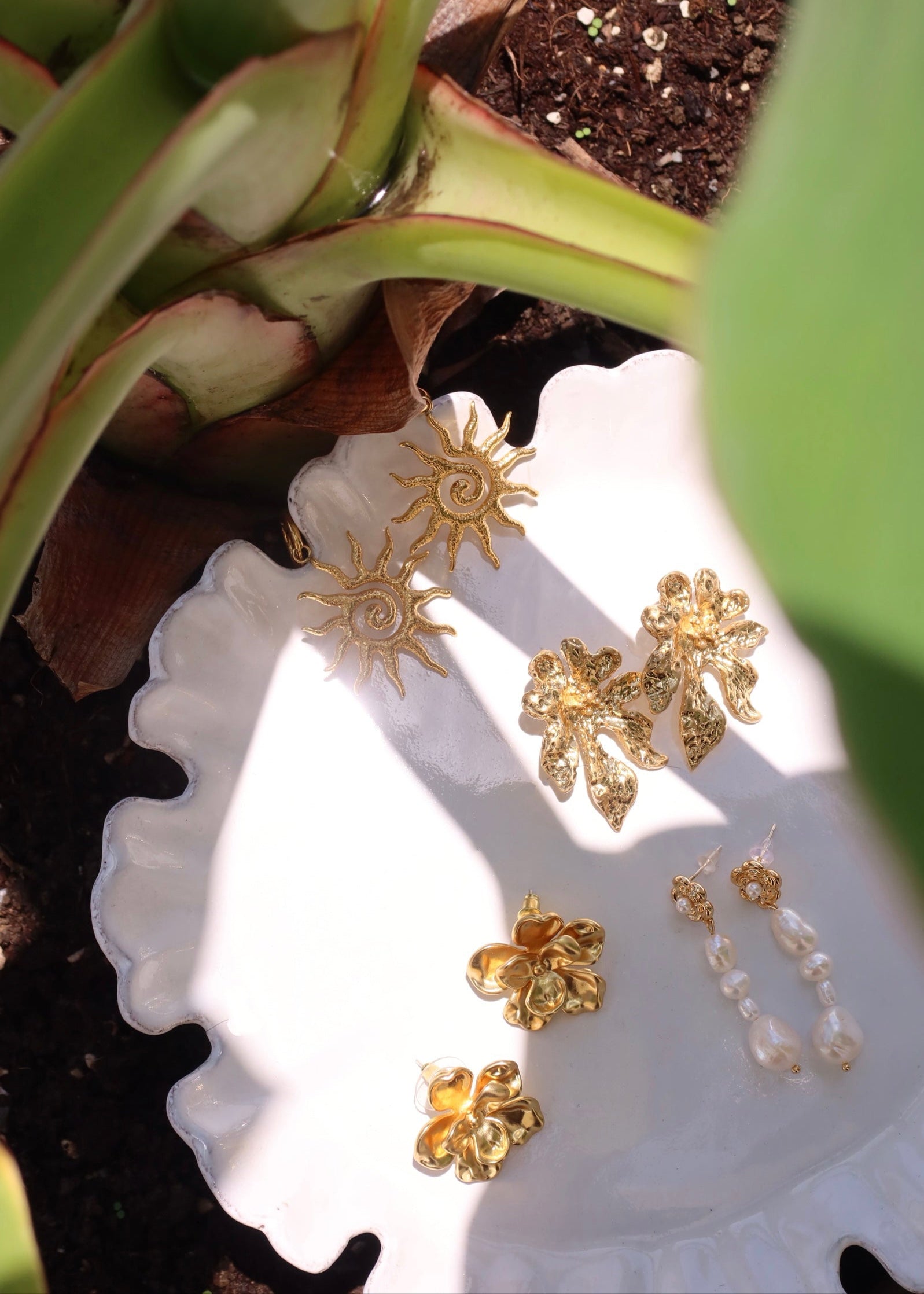 追跡便【TEMPLE OF THE SUN】★Falcon Earrings Gold 追跡便【TEMPLE OF THE SUN】☆Falcon Earrings Gold (TEMPLE OF