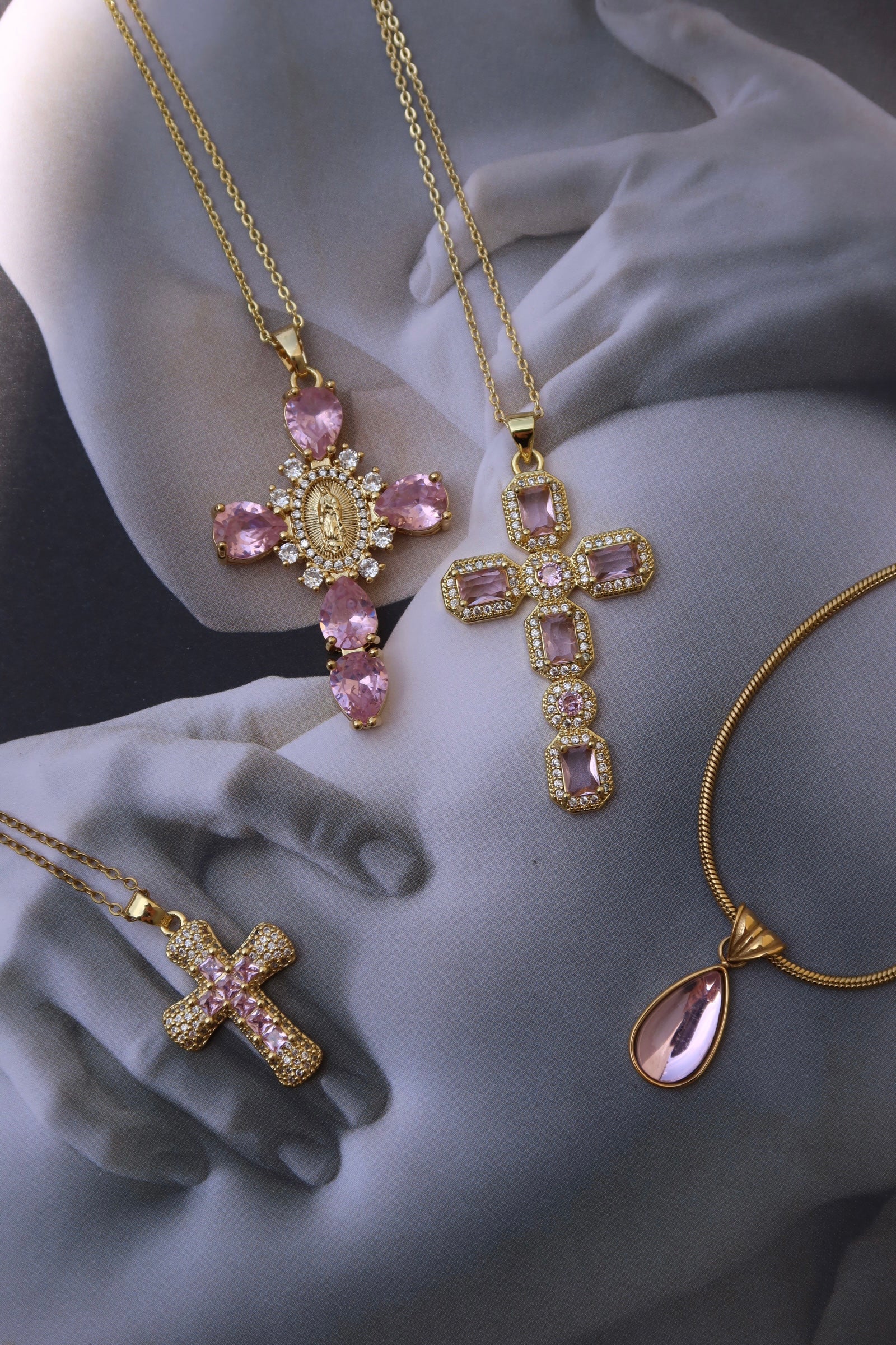 Rosalia Pink Stone Waterdrop Golden Necklace