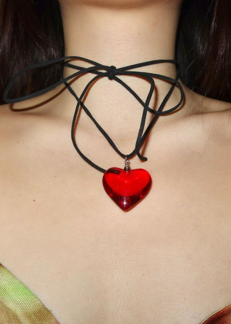 Isabelle_Red_Heart_Necklace_for_this_Christmas.jpg