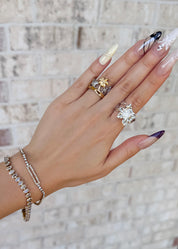 Lily_Garden_Silver_Ring-Tropical_Golden_Silver_Ring-Amelie_Glittering_Golden_Bracelet_-_V