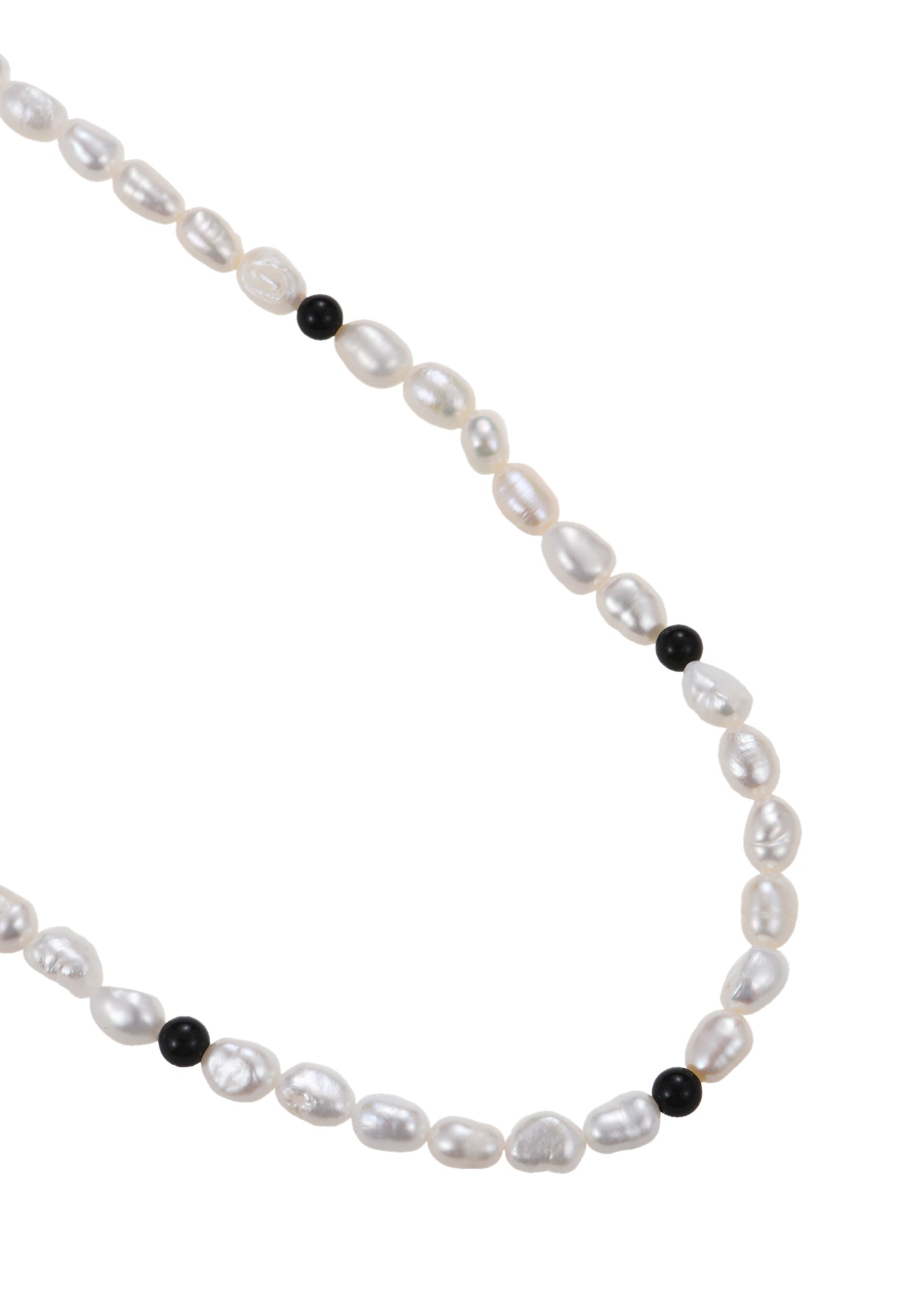 Maya Pearl Neckalce