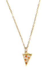 Collar de pizza con una rebanada de foufou