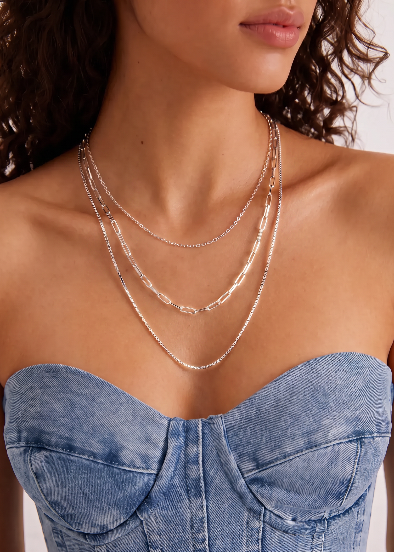Simple-trioSilverNecklace.png