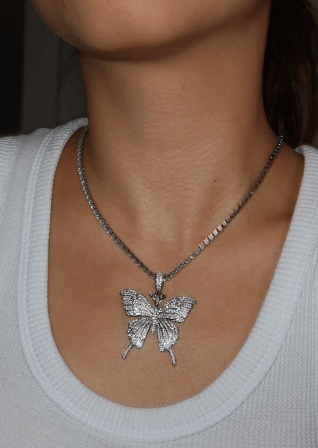 Collar de mariposa Foufou