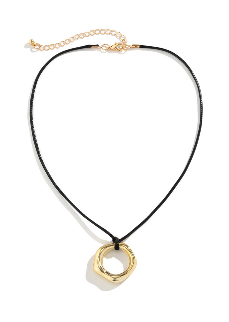 Melissa Hand Draw Golden Circle Necklace