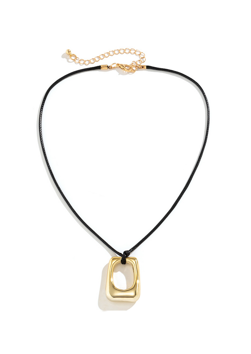Melissa Hand Draw Golden Square Necklace