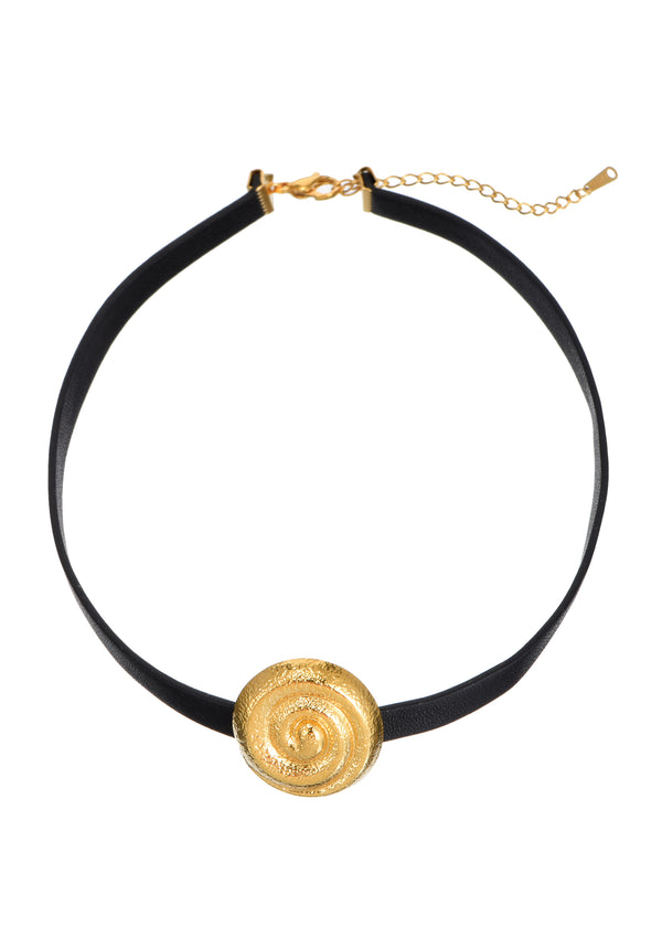Louana Golden Choker Necklace