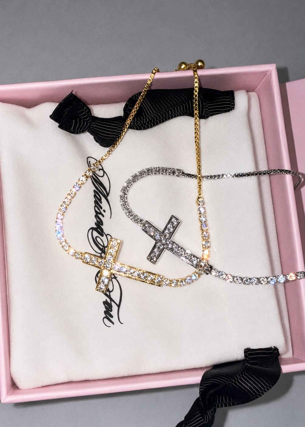 foufou-glittering-cross-bracelet.png