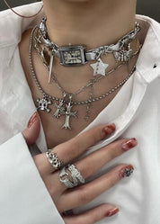 Collar de calavera de Luffie 